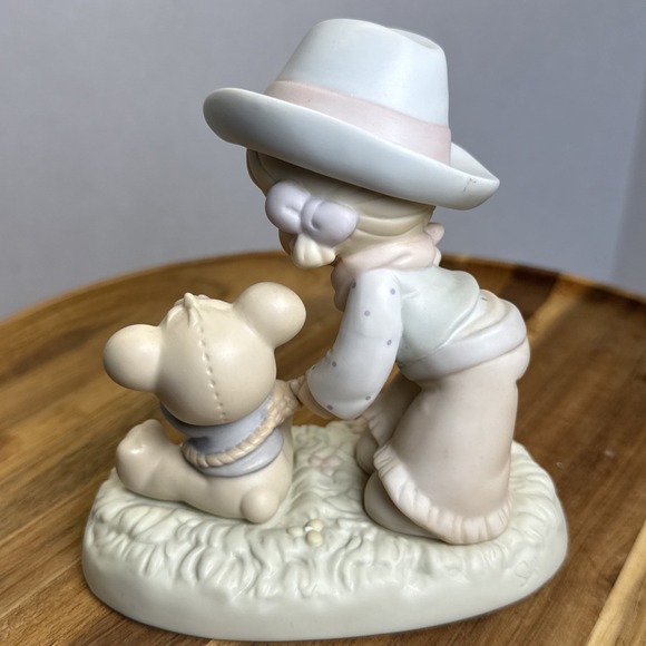 (37A)-1994 Precious Moments "I Cant Bear To Let You Go" Figurine - Picture 4 of 8